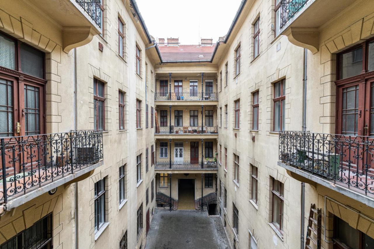 The Right Choice Studio Apartments Boedapest Buitenkant foto